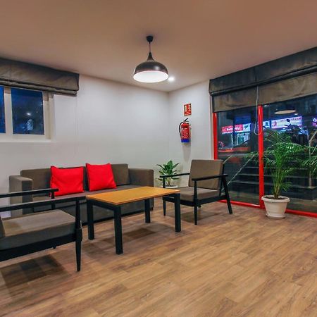 Hotel Townhouse White Ridge Shivam Road à Lālāguda Extérieur photo