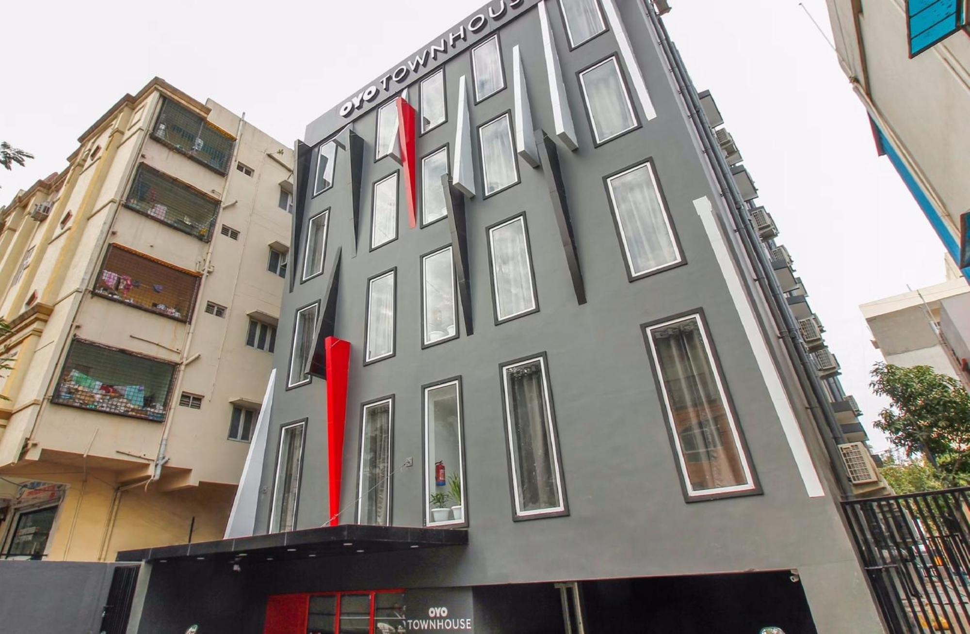 Hotel Townhouse White Ridge Shivam Road à Lālāguda Extérieur photo