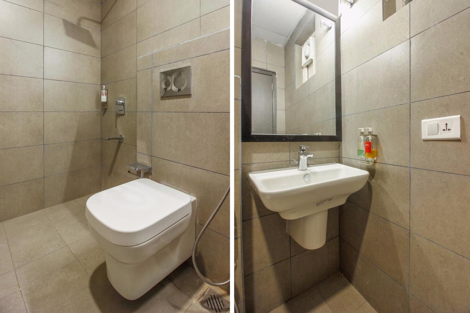Hotel Townhouse White Ridge Shivam Road à Lālāguda Extérieur photo